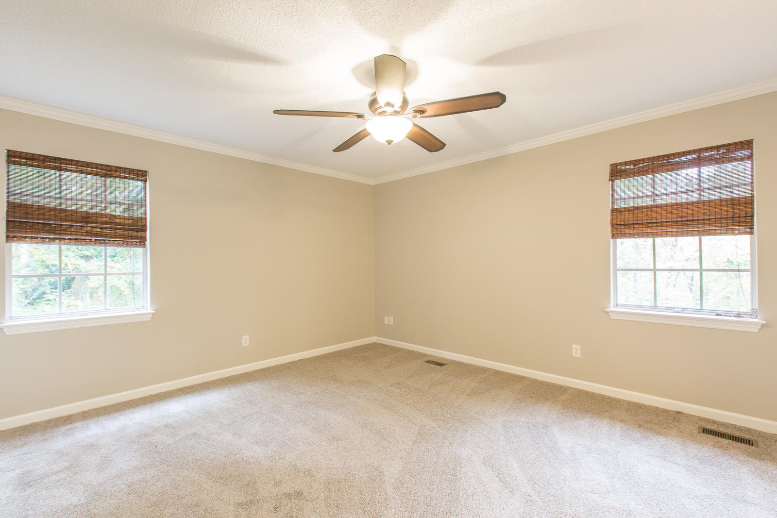 807 Crown Point Road West Signal Mountain, TN 37377 - Photo 14 of 36 Upstairs Bedroom