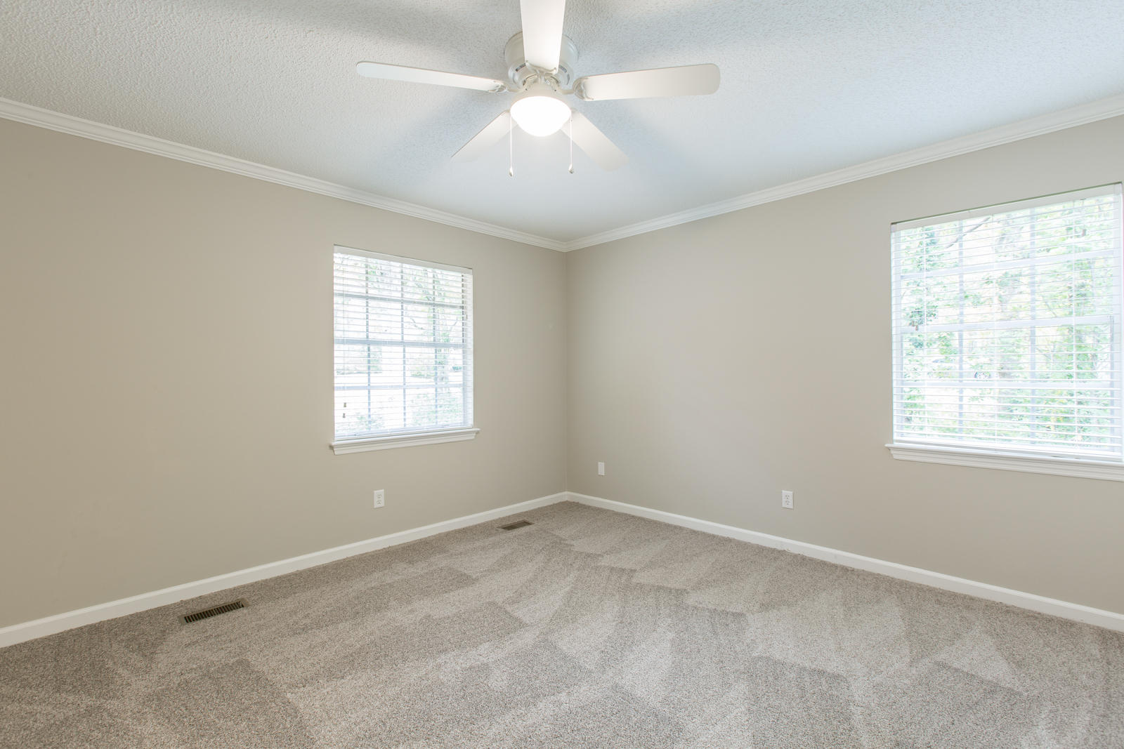 807 Crown Point Road West Signal Mountain, TN 37377 - Photo 19 of 36 Upstairs Bedroom