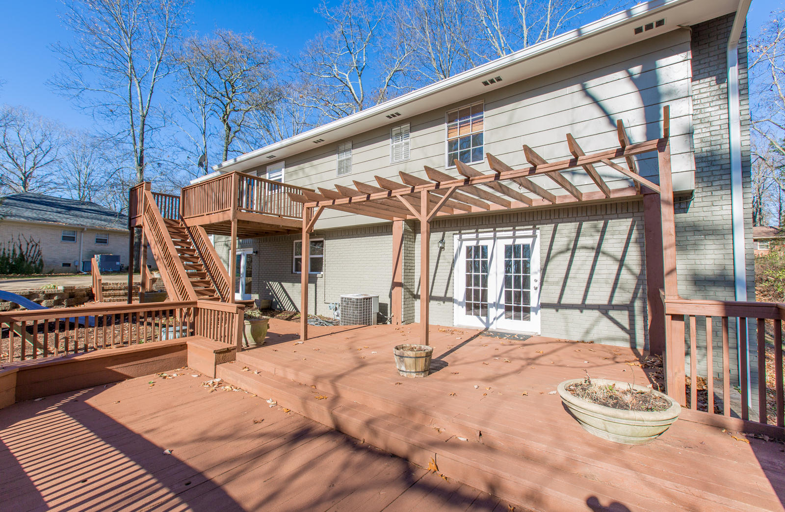 807 Crown Point Road West Signal Mountain, TN 37377 - Photo 35 of 36 Back Exterior