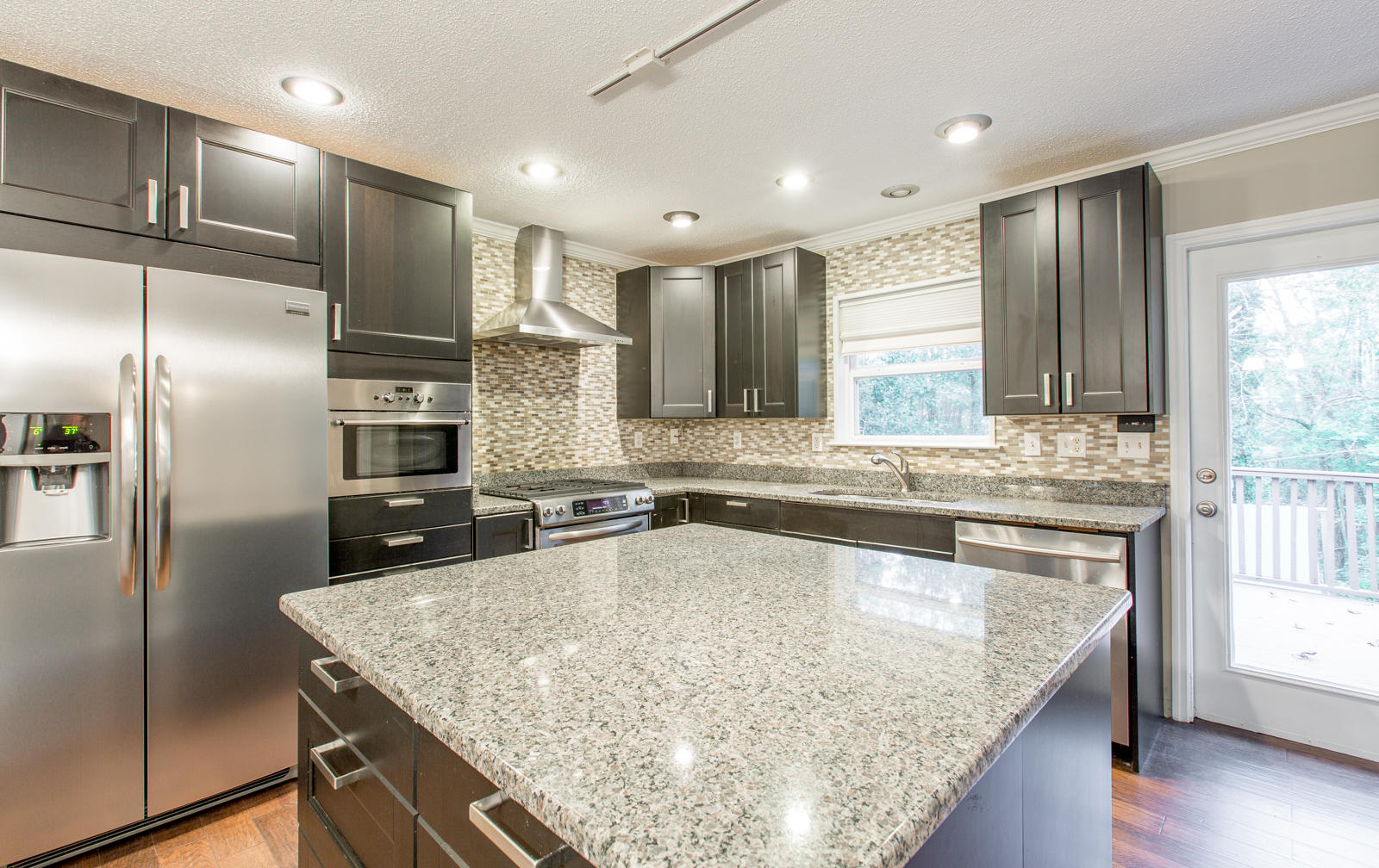 807 Crown Point Road West Signal Mountain, TN 37377 - Photo 5 of 36 Kitchen