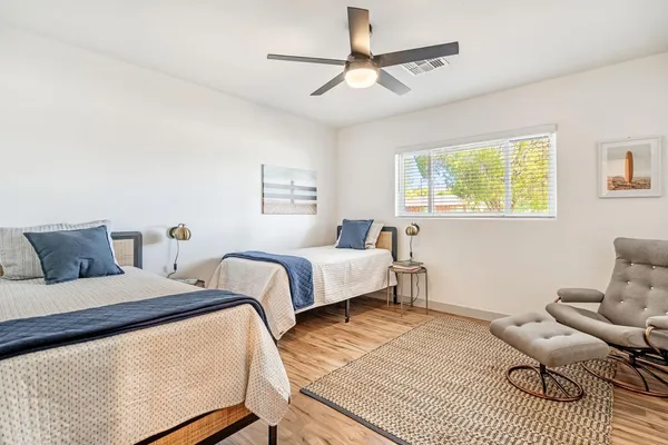 $5,000 | 7018 North 13th Street, Phoenix, AZ 85020