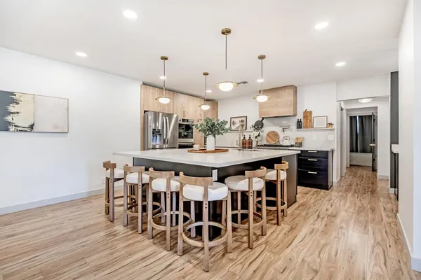 $5,000 | 7018 North 13th Street, Phoenix, AZ 85020