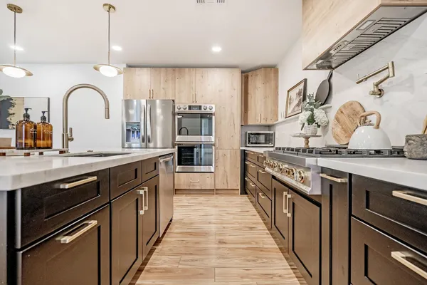 $5,000 | 7018 North 13th Street, Phoenix, AZ 85020