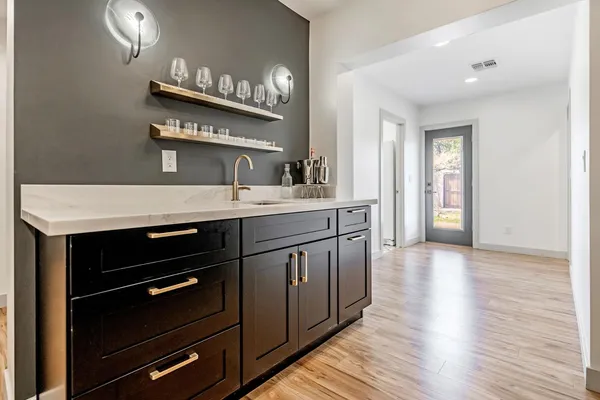 $5,000 | 7018 North 13th Street, Phoenix, AZ 85020