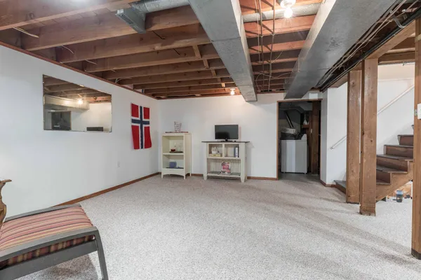 $239,000 | 202 Lake Avenue, Ottertail, MN 56571