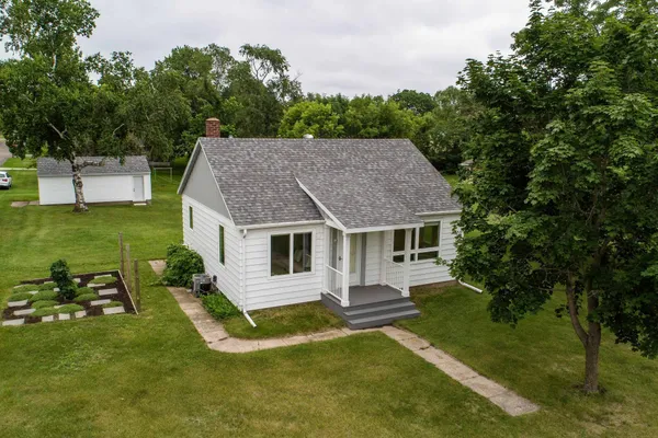 $239,000 | 202 Lake Avenue, Ottertail, MN 56571