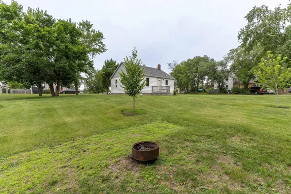 $239,000 | 202 Lake Avenue, Ottertail, MN 56571