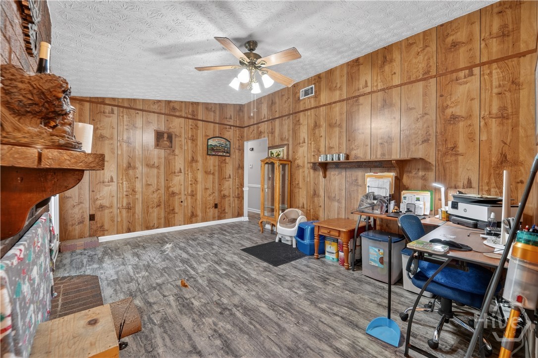 7313 Tropical Way Savannah, GA 31410 - Photo 14 of 25