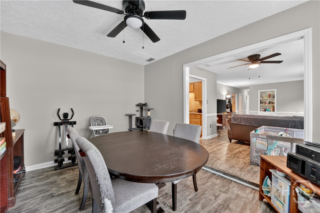 7313 Tropical Way Savannah, GA 31410 - Photo 8 of 25