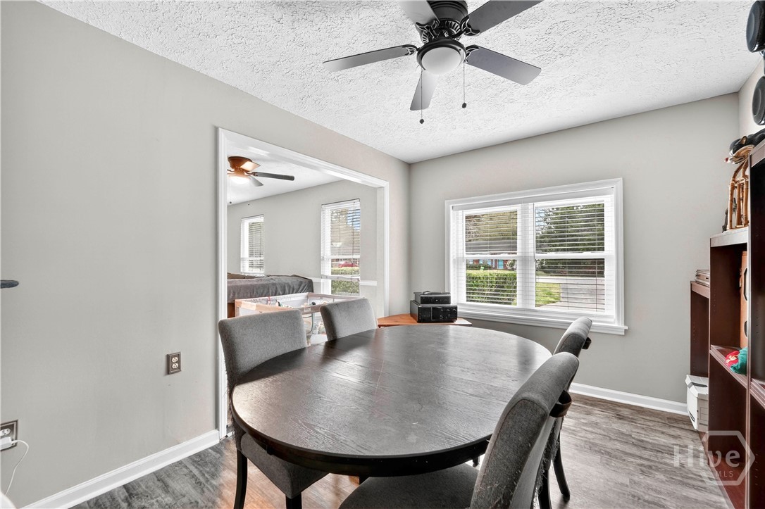 7313 Tropical Way Savannah, GA 31410 - Photo 9 of 25