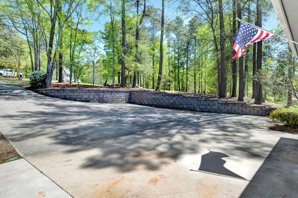 125 Watersedge Road Greenwood, SC 29649 - Photo 6 of 70