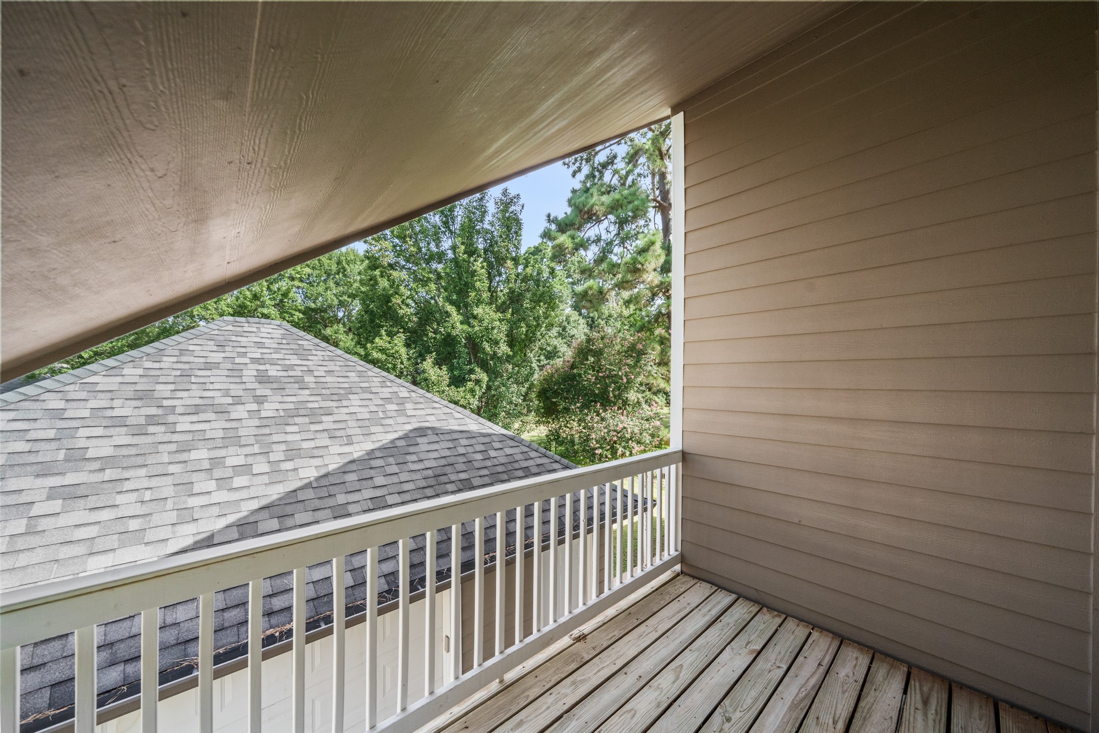 3019 Ramblewood Road Montgomery, TX 77356 - Photo 31 of 40 a view of a balcony with wooden floor