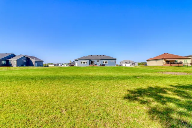 $799,000 | 6910 2nd Street Northwest, Moorhead, MN 56560