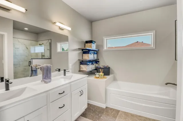 $799,000 | 6910 2nd Street Northwest, Moorhead, MN 56560