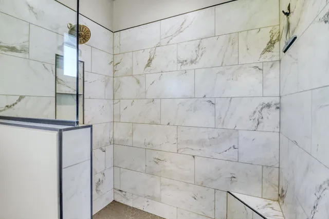 $799,000 | 6910 2nd Street Northwest, Moorhead, MN 56560