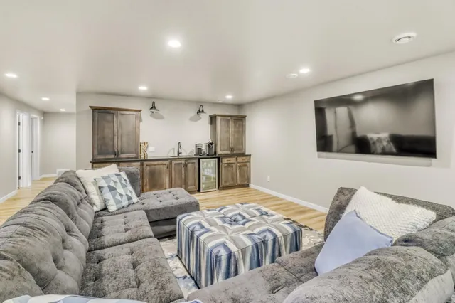 $799,000 | 6910 2nd Street Northwest, Moorhead, MN 56560