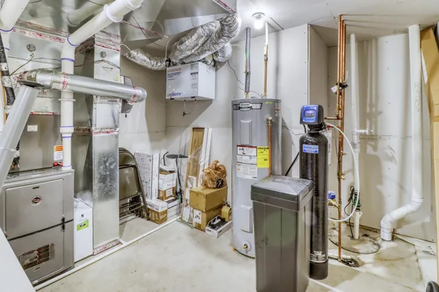 $799,000 | 6910 2nd Street Northwest, Moorhead, MN 56560