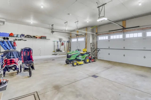 $799,000 | 6910 2nd Street Northwest, Moorhead, MN 56560