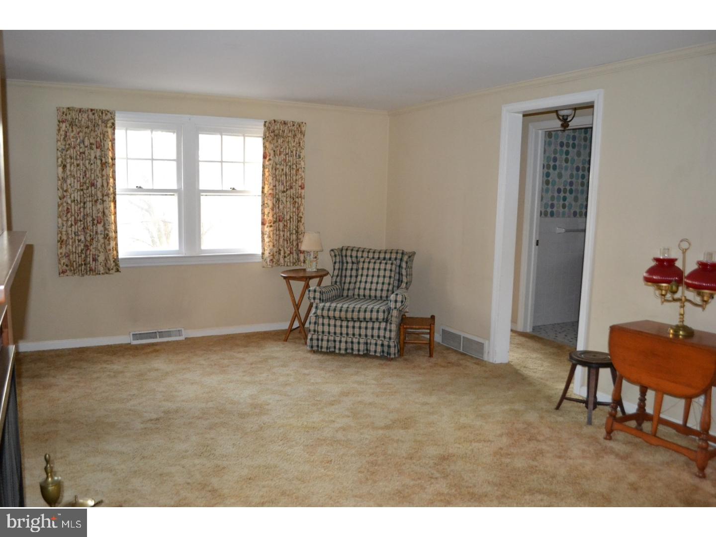 857 Shenton Road West Chester, PA 19380 - Photo 14 of 25 Family Room