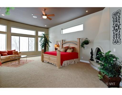 22207 Carmack Road Marengo, IL 60152 - Photo 10 of 16 a living room with furniture and a potted plant