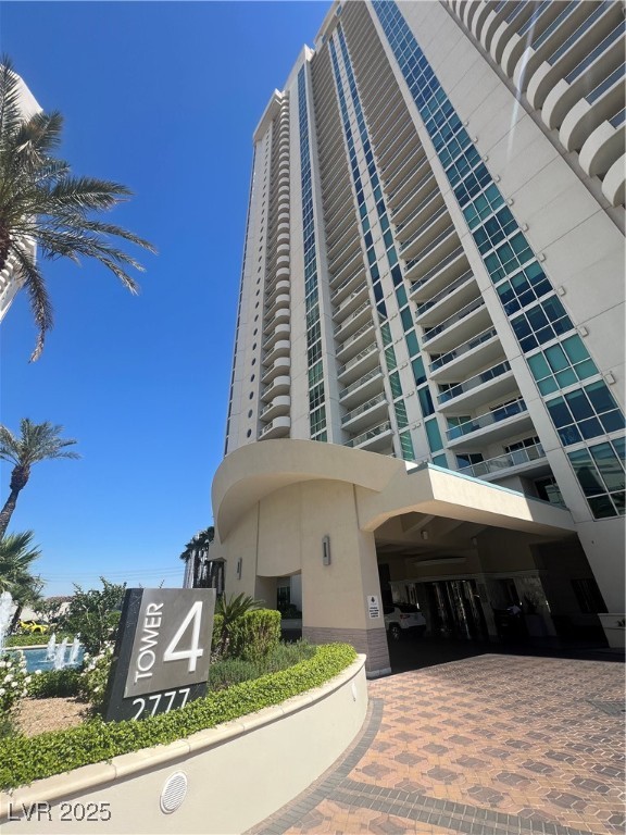 2777 Paradise Road, Unit 205 Las Vegas, NV 89109 - Photo 2 of 21