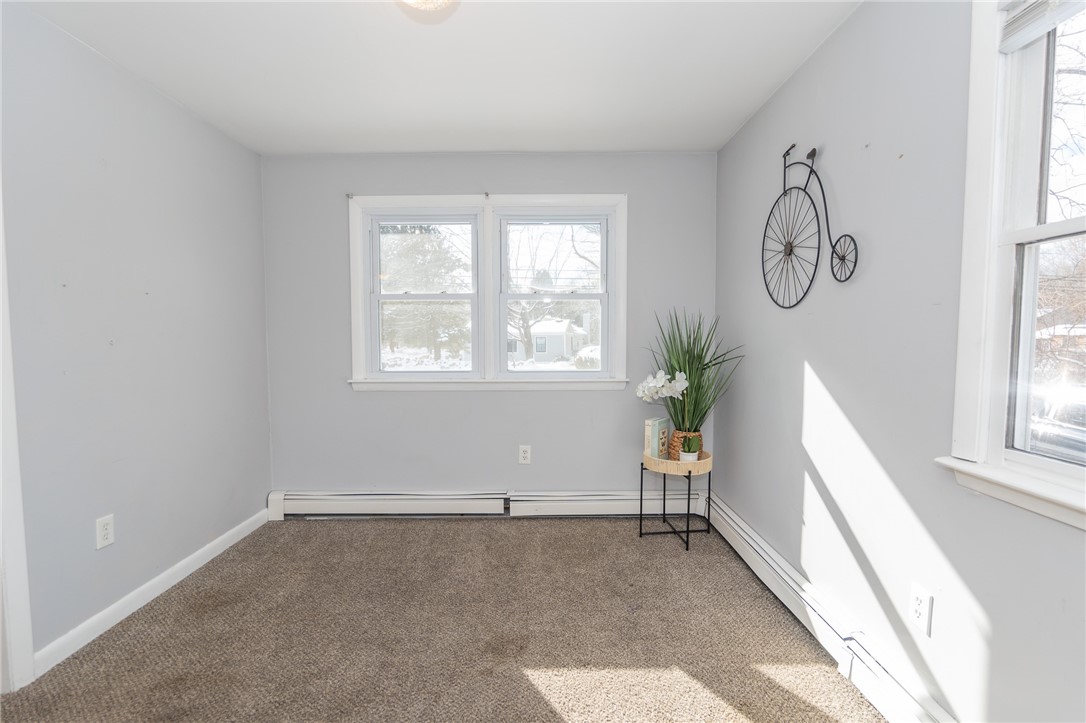 711 S Road South Kingstown, RI 02879 - Photo 15 of 32 Make this space your own