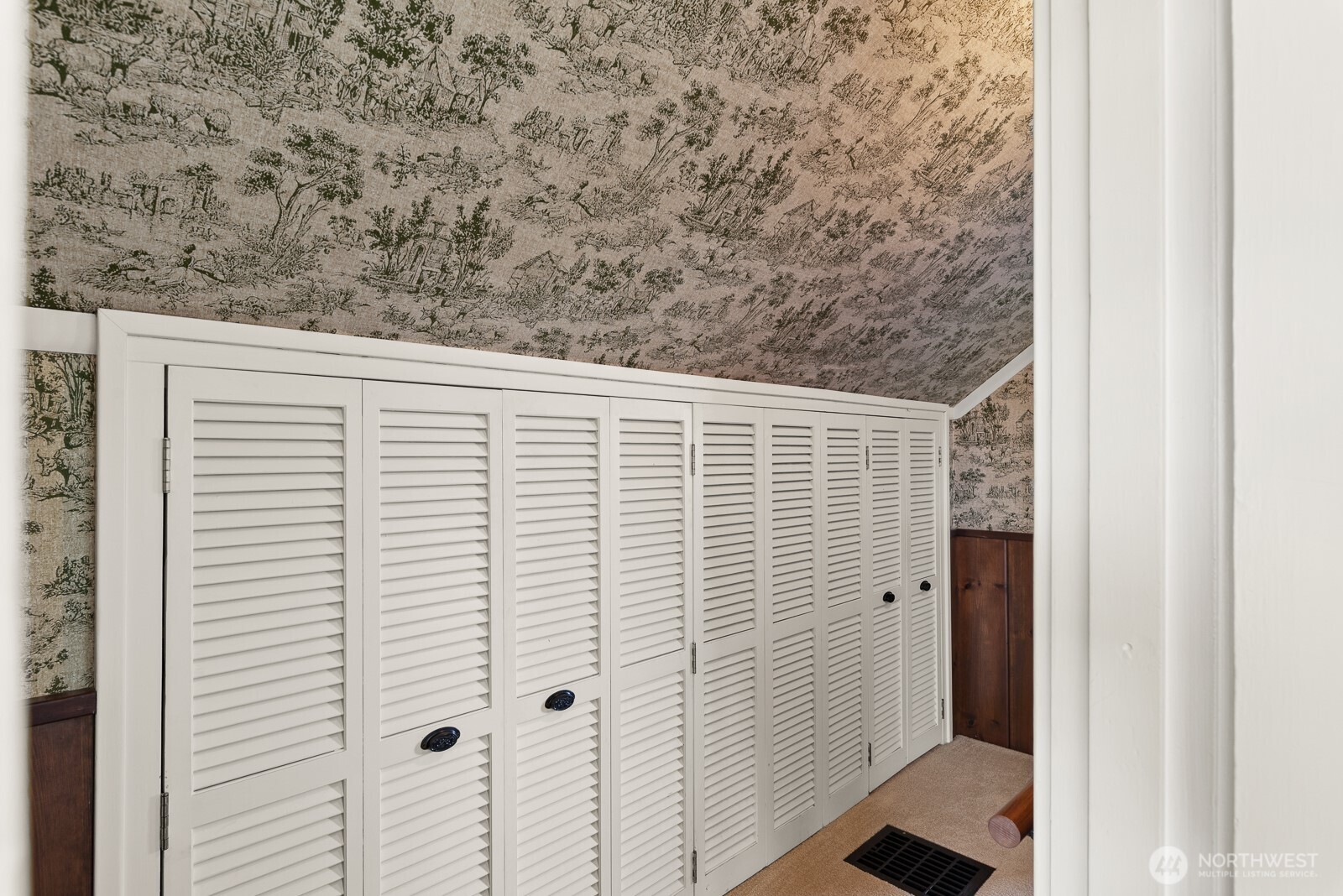 4436 Seahurst Avenue Everett, WA 98203 - Photo 24 of 40