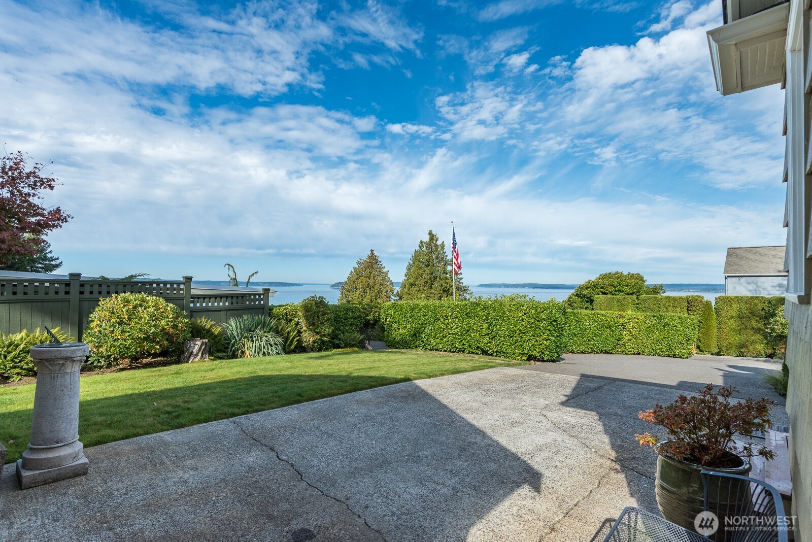 4436 Seahurst Avenue Everett, WA 98203 - Photo 31 of 40