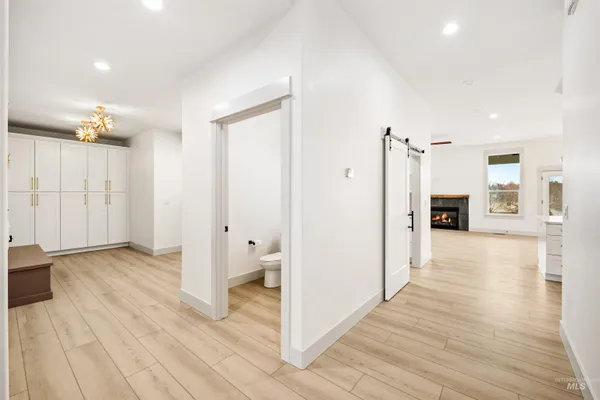 $699,900 | 442 East Elaine Court, Nampa, ID 83686