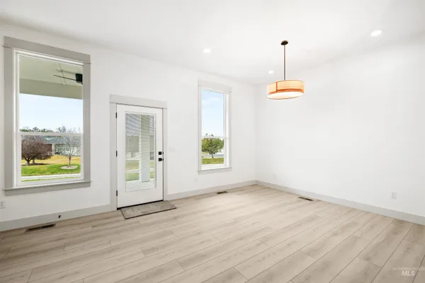 $699,900 | 442 East Elaine Court, Nampa, ID 83686