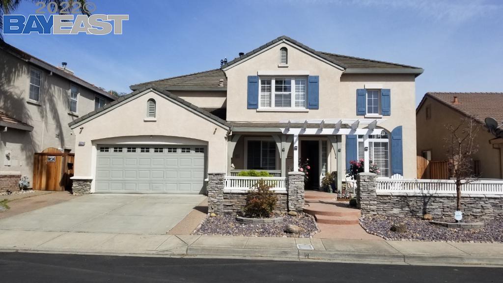 30244 Willowbrook Road Hayward, CA 94544 - Photo 1 of 1 a front view of a house with a yard
