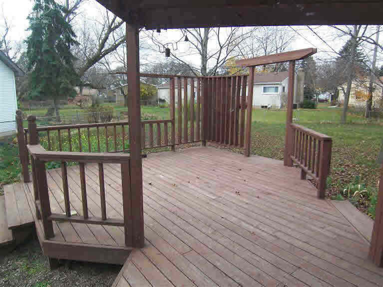 409 Chestnut Street Flushing, MI 48433 - Photo 6 of 7 20112289-5.JPG