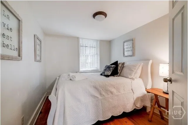 $2,750,000 | 118 East Gaston Street, Savannah, GA 31401