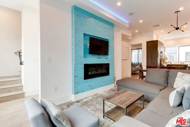 $5,995 | 4826 Pickford Street, Los Angeles, CA 90019