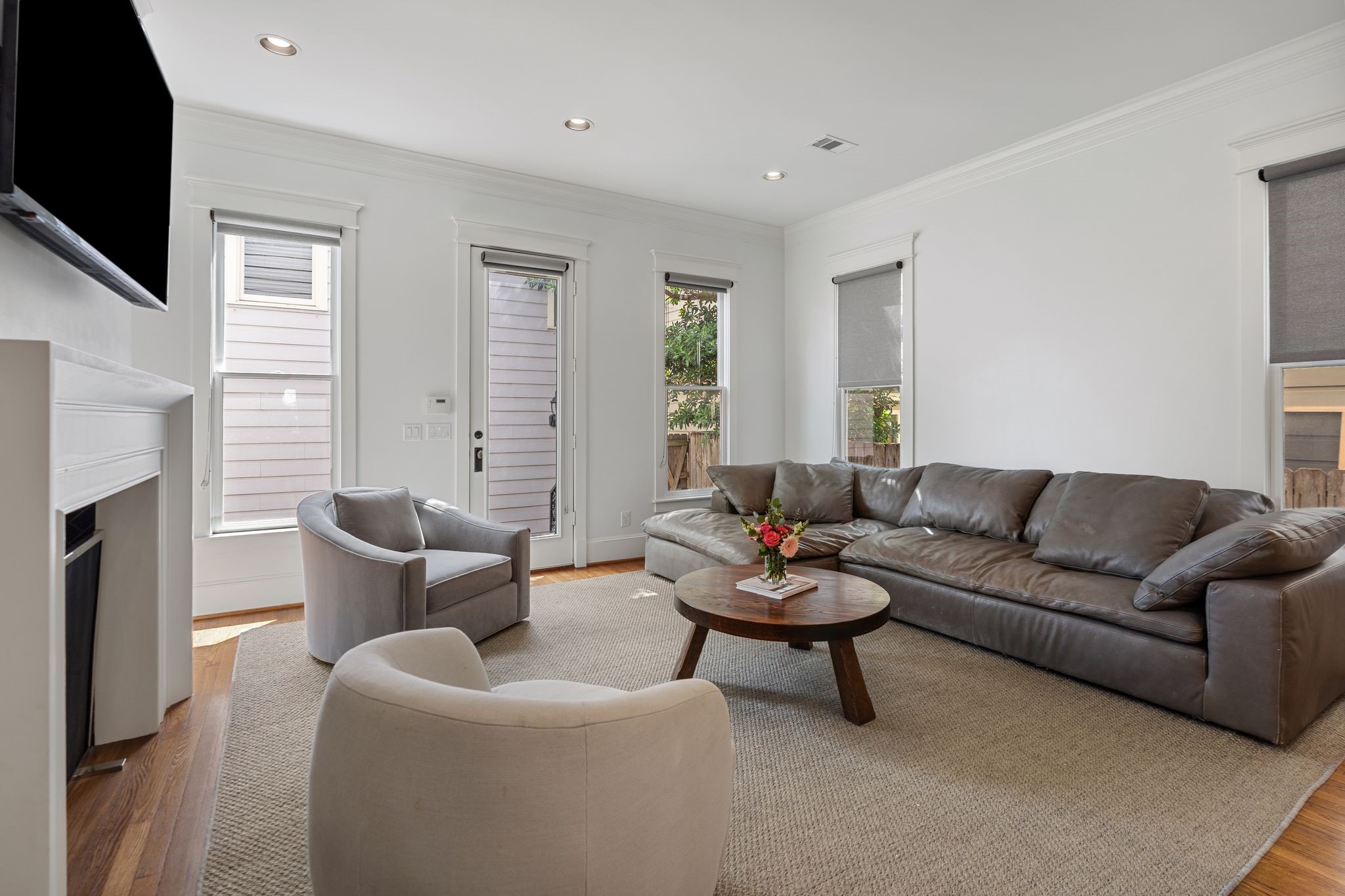 908 East 26th Street Houston, TX 77009 - Photo 14 of 30