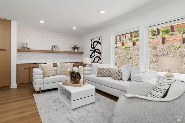 $3,650,000 | 36 Capilano Drive, Novato, CA 94949