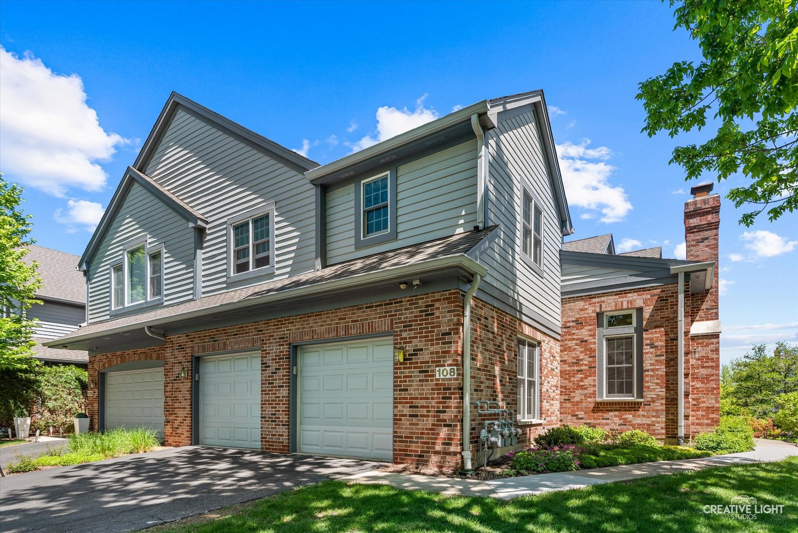 108 Waterside Place Burr Ridge, IL 60527 - Photo 2 of 34