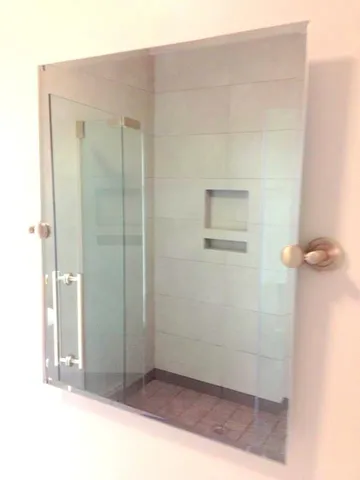 $1,900 | 285 Hawthorn Street, Unit 2, New Bedford, MA 02740