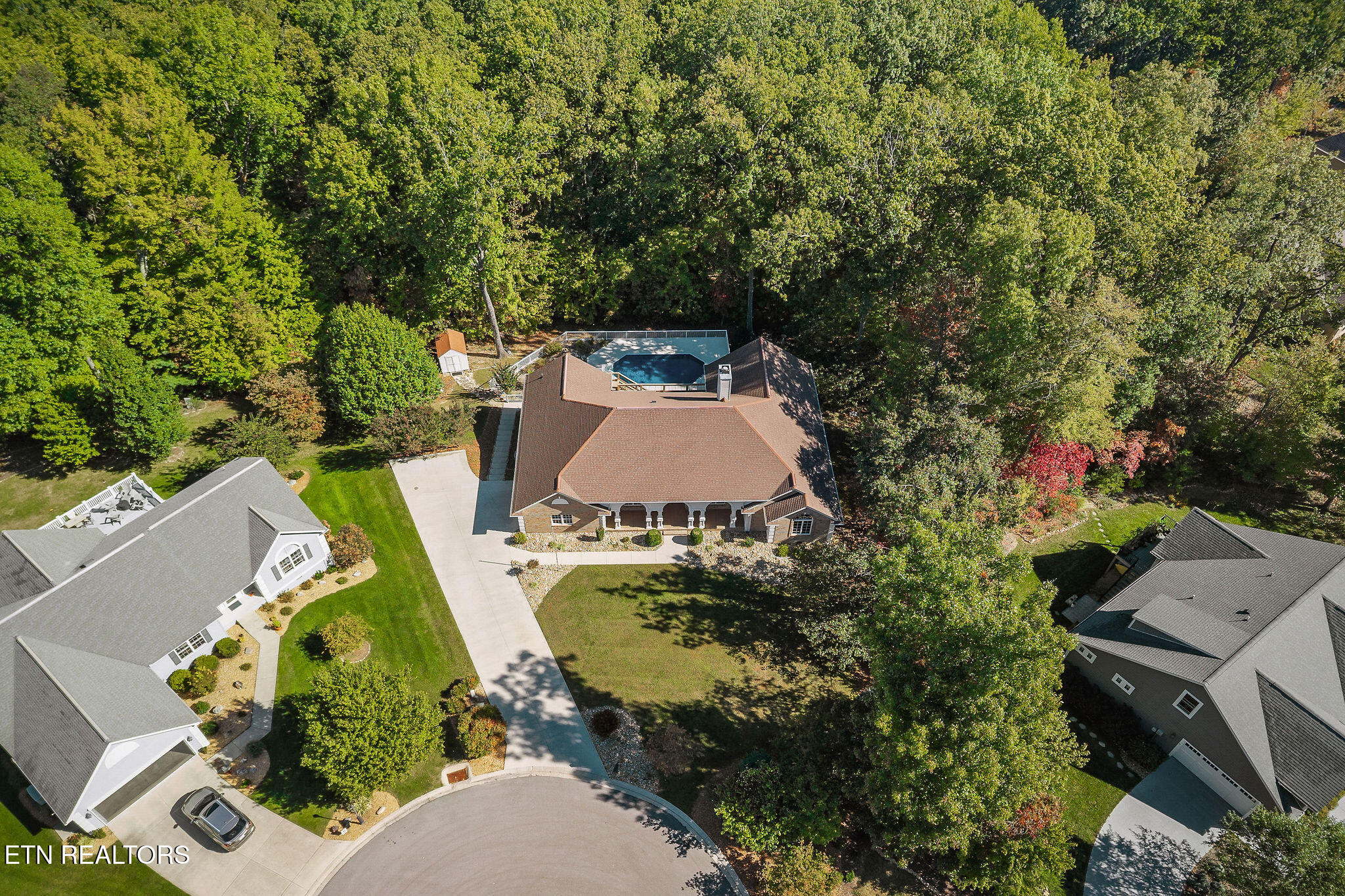 64 Cedar Rdg Court Fairfield Glade, TN 38558 - Photo 2 of 53 DJI_20251001102538_0021_D