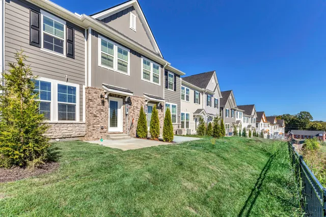 $349,990 | 5065 Dayflower Drive, Hermitage, TN 37076