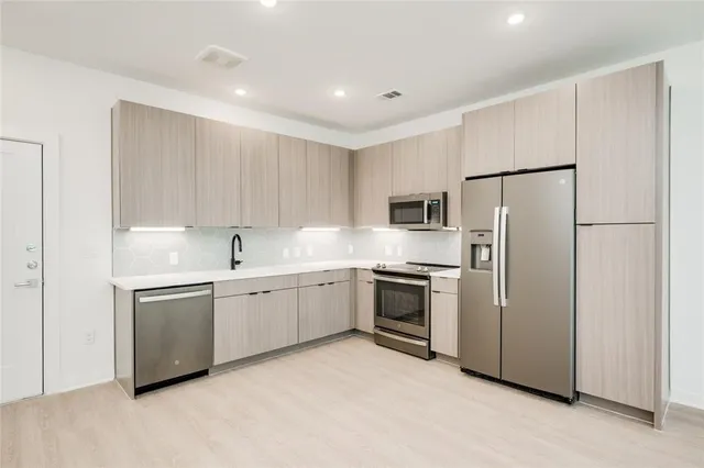 $419,000 | 4802 South Congress Avenue, Unit 123, Austin, TX 78745