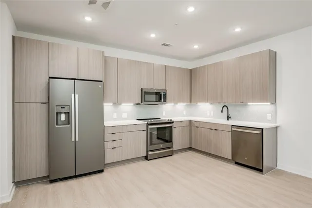 $419,000 | 4802 South Congress Avenue, Unit 123, Austin, TX 78745