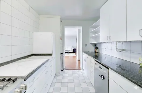 $235,000 | 6325 North Sheridan Road, Unit 1602, Chicago, IL 60660