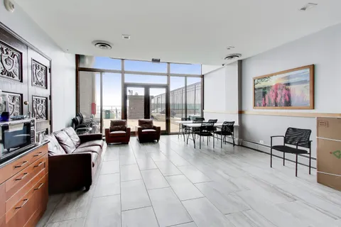 $235,000 | 6325 North Sheridan Road, Unit 1602, Chicago, IL 60660