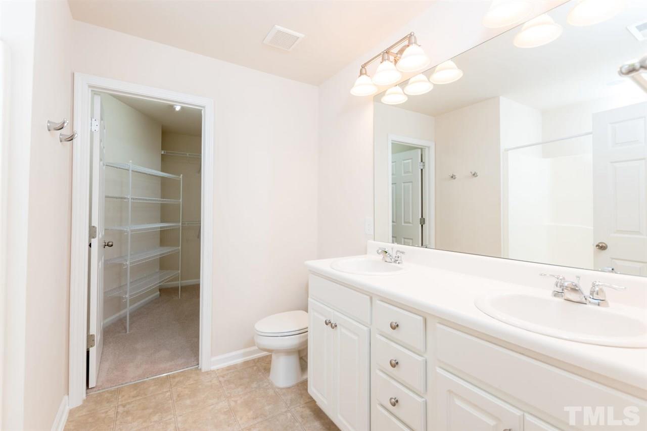 7128 Racine Way Raleigh, NC 27615 - Photo 12 of 25 Gallery Image 12