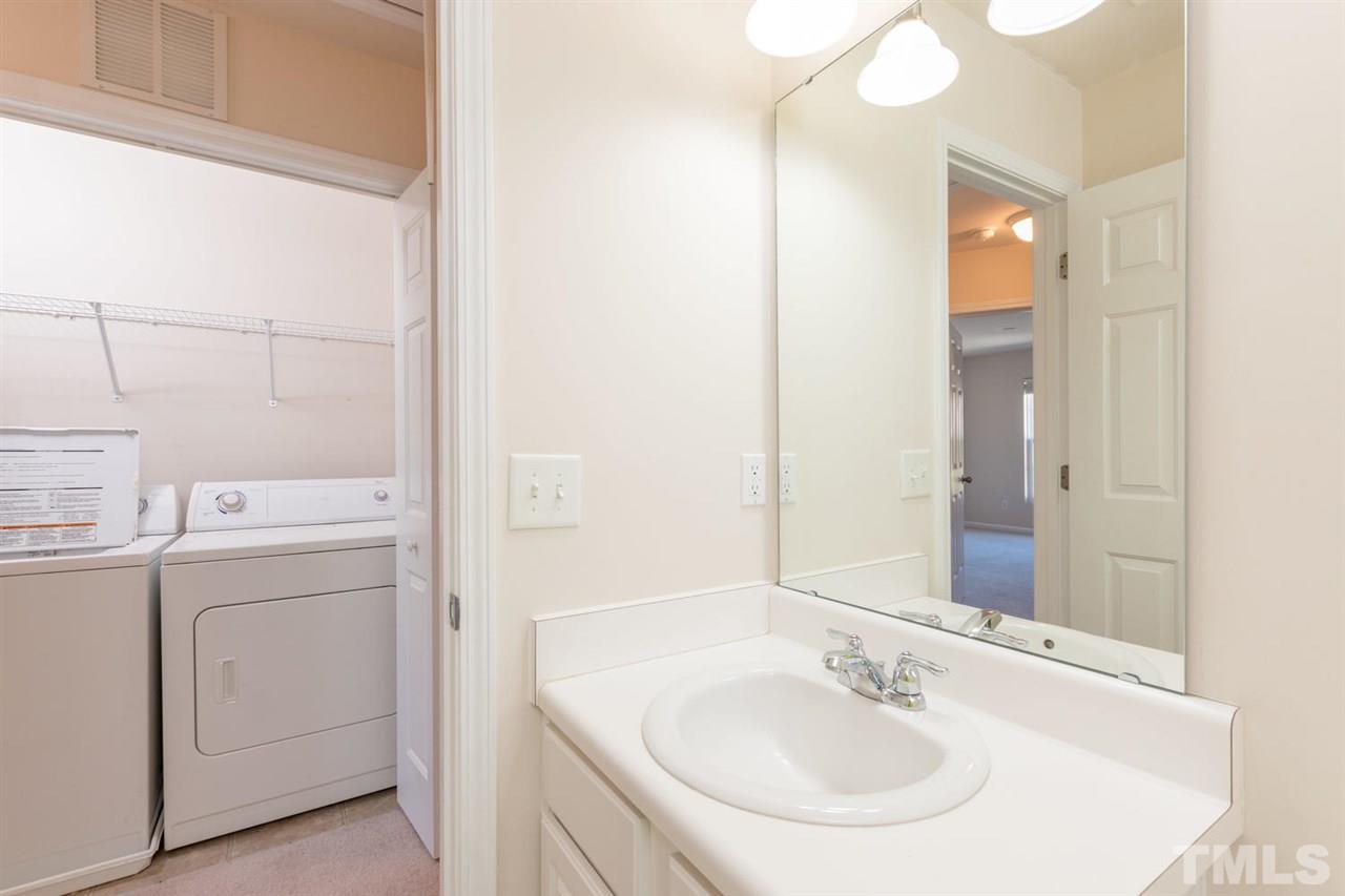 7128 Racine Way Raleigh, NC 27615 - Photo 18 of 25 Gallery Image 18