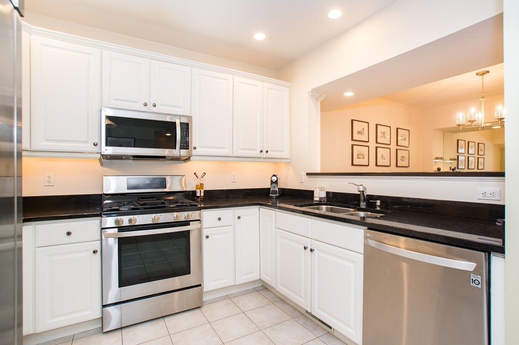 227 Victory Road, Unit 227 Quincy, MA 02171 - Photo 6 of 36 Gallery Image 6