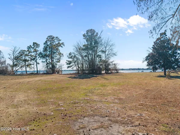 $589,000 | 206 Austin Point Drive, Washington, NC 27889