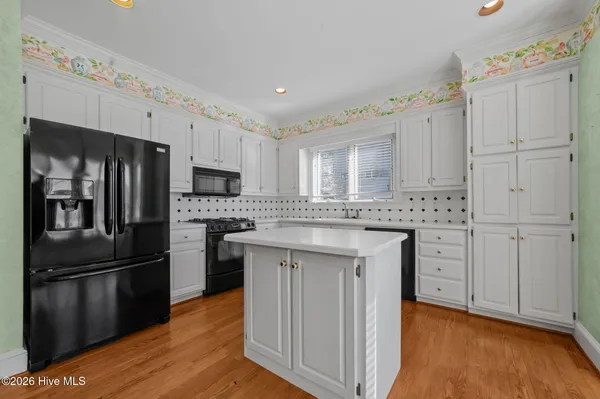 $589,000 | 206 Austin Point Drive, Washington, NC 27889