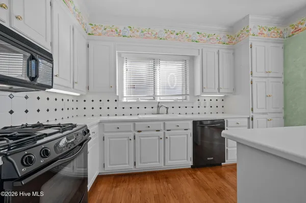 $589,000 | 206 Austin Point Drive, Washington, NC 27889